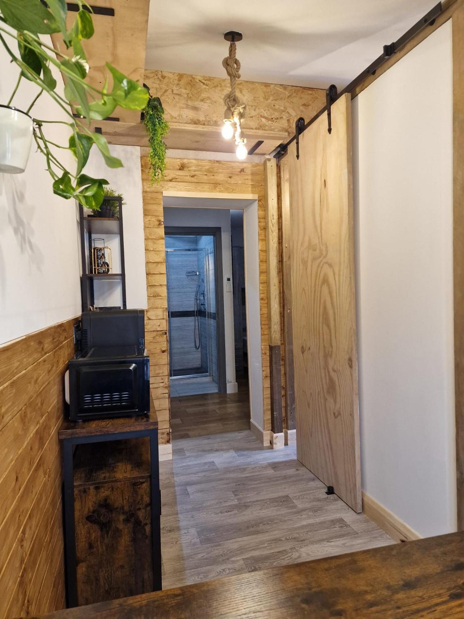 Two-Bedroom Cosy Country Lodge With Private Patio Greenhithe Ngoại thất bức ảnh