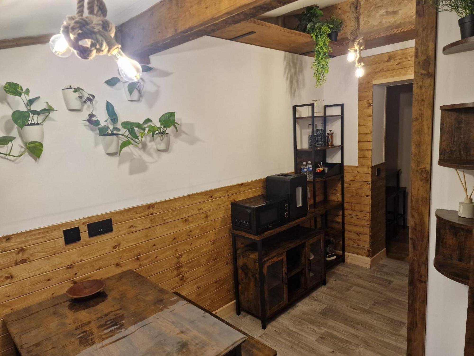 Two-Bedroom Cosy Country Lodge With Private Patio Greenhithe Ngoại thất bức ảnh